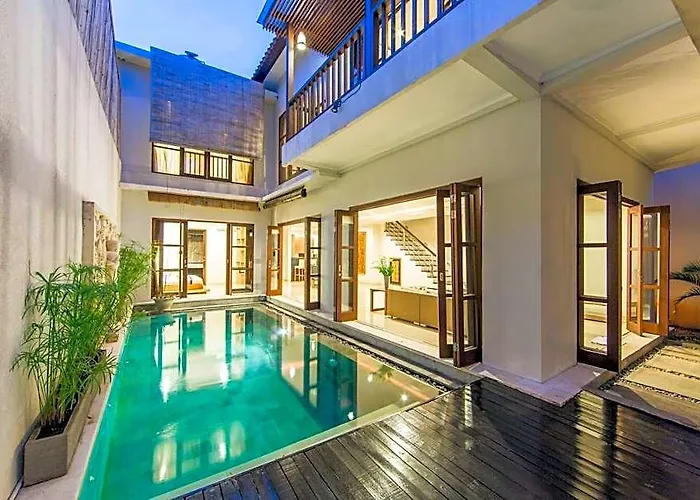Villa Cozy 3 Bedroom Private Pool Seminyak Rev33 Petitenget (Seminyak)